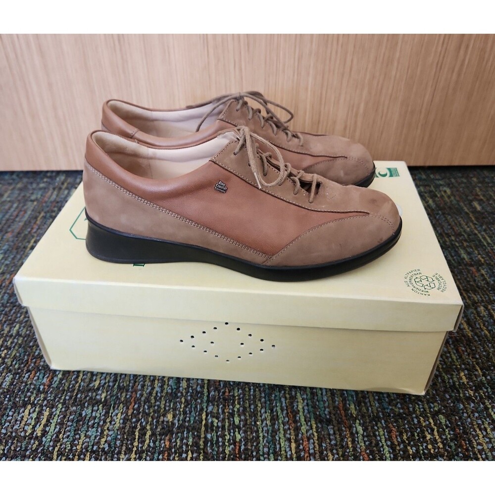 Finn Comfort Women's "Limoges" Two-Toned Tan Lace-Up Shoes Size 5 US 7.5